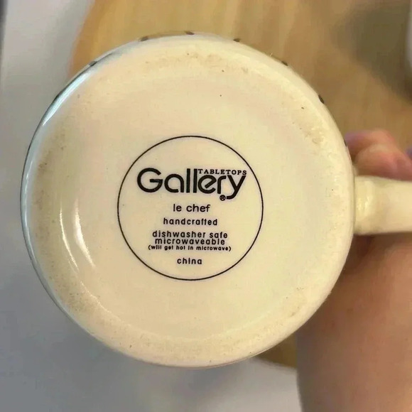 2 Tabletops Gallery le chef handcrafted mugs double sided matching 14oz 4 1/2” - Picture 5 of 8